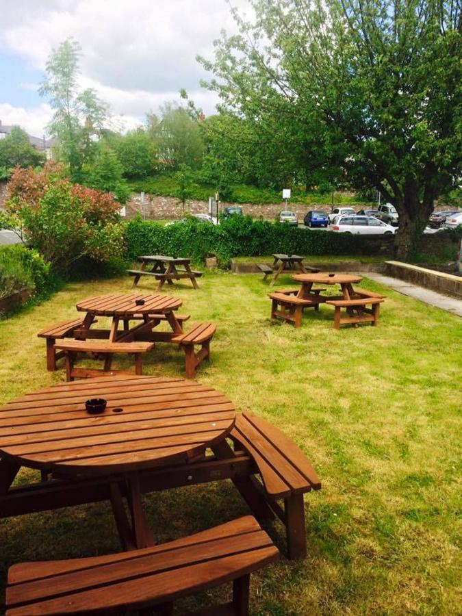 Markets Tavern Hotel Brecon Dış mekan fotoğraf