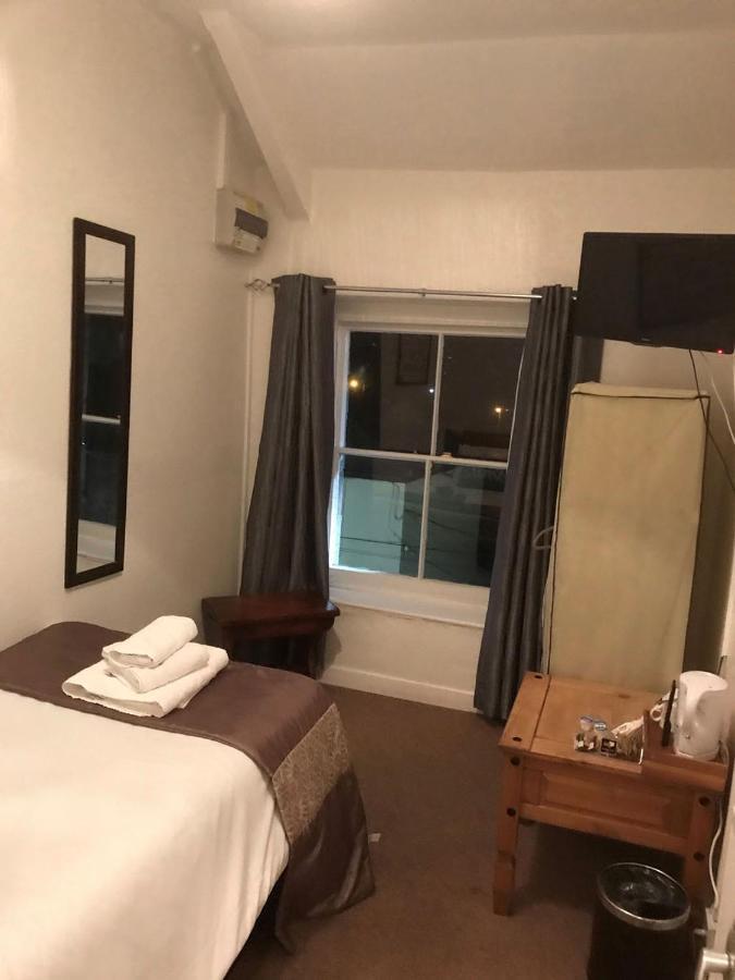 Markets Tavern Hotel Brecon Dış mekan fotoğraf